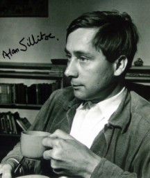 Alan Sillitoe signed photograph